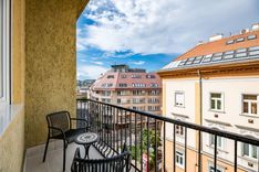 Ostrom street, 3 bedroom luxury apartment next to Buda Castle