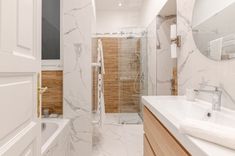 Petőfi Sándor street, 3 bedroom premium apartment