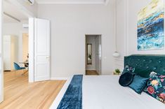 Petőfi Sándor street, 3 bedroom premium apartment