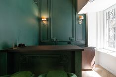 Andrássy Avenue, two gallery-style homes with private jacuzzis and a breathtaking view of St. Stephen’s Basilica.