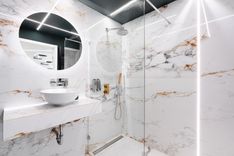 Andrássy Avenue, two gallery-style homes with private jacuzzis and a breathtaking view of St. Stephen’s Basilica.