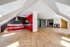 Sarolta street, Panoramic 3 bedroom apartment with terrace