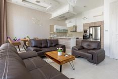 Bajcsy-Zsilinszky street, 3 bedroom apartment