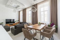 Bajcsy-Zsilinszky street, 3 bedroom apartment