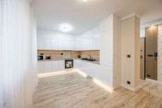 Akácfa utca, 2 hálószobás penthouse lakás
