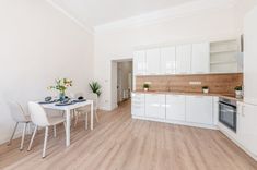 Bright apartment on Vámház Boulevard